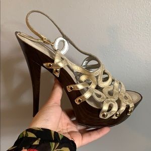 jessica simpson gold loop heels